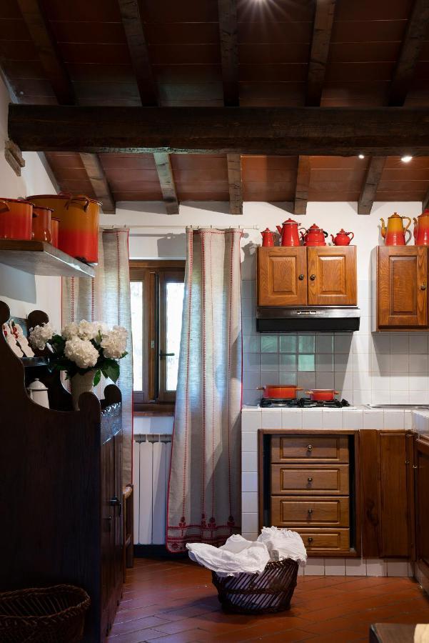 Borgo San Benedetto Guest House Montaione Bagian luar foto